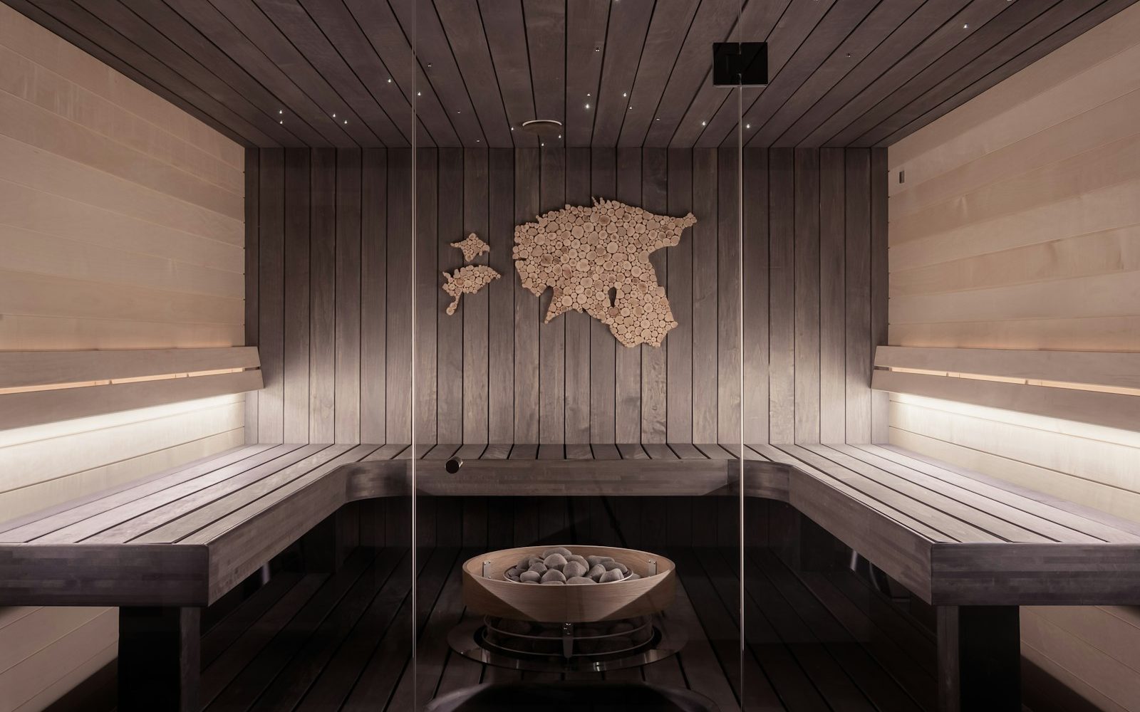 The hot bath: a slow soak across cultures