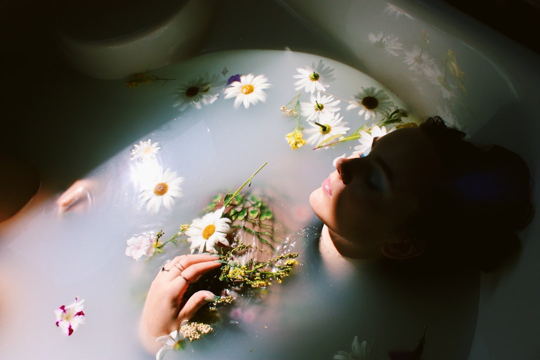 Yuzu-yu and the herbal-flower bath